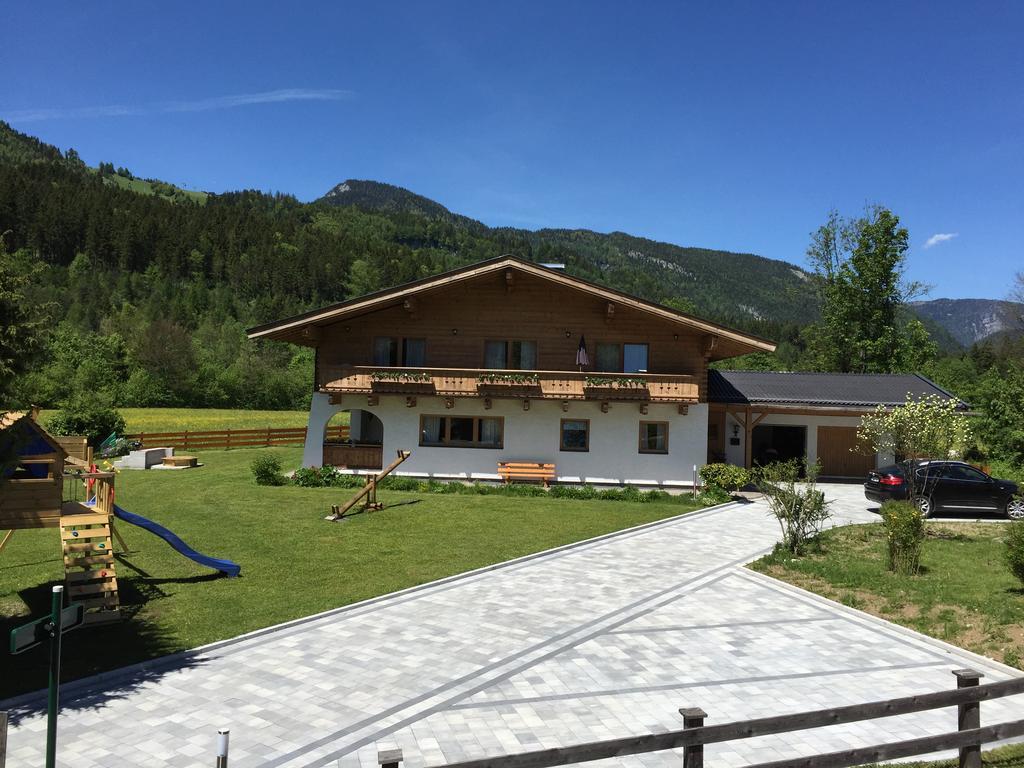 Haus Alpenblick Lofer Lägenhet Exteriör bild